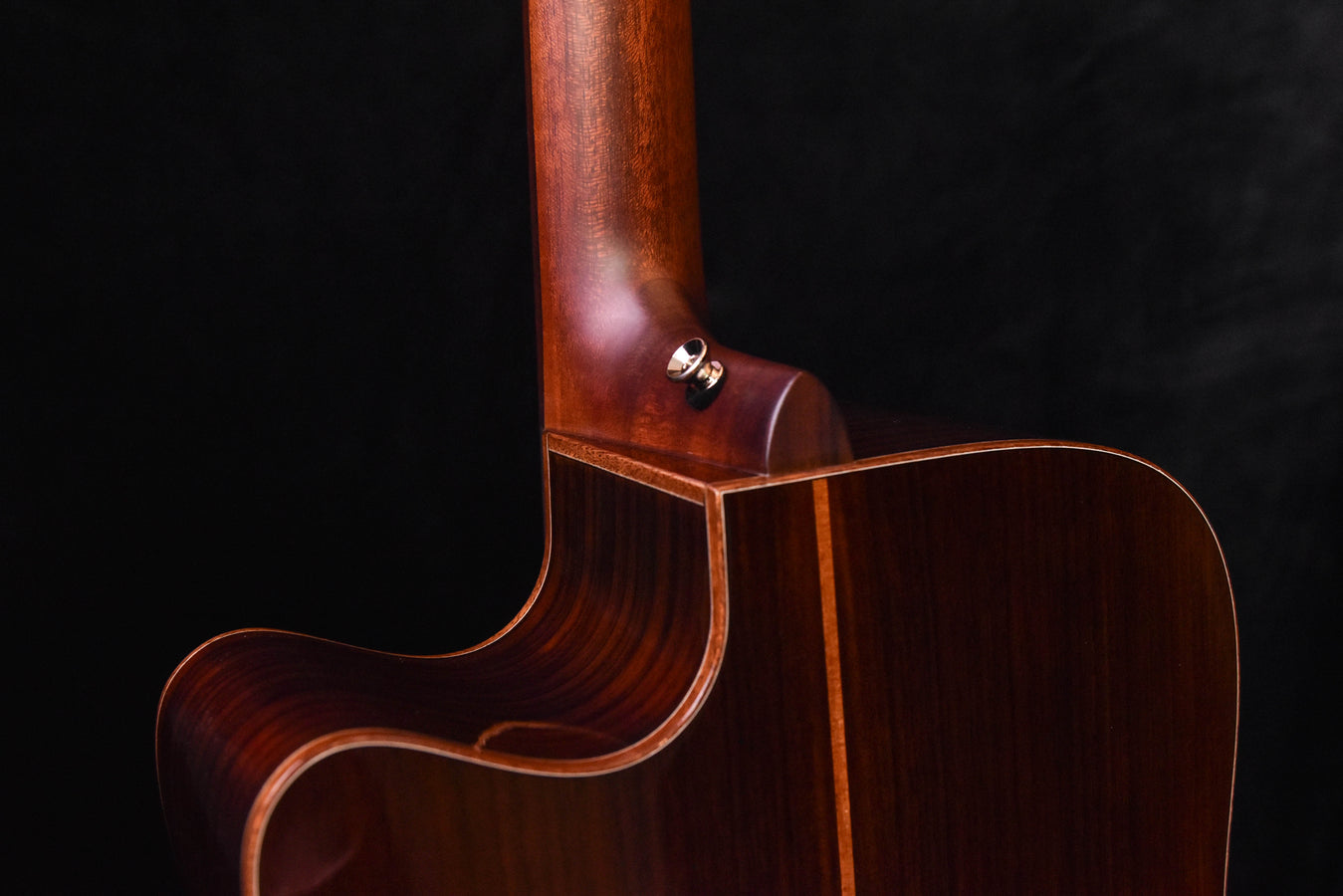 Yamaha A5R ARE Natural Cutaway Dreadnought Acoustic Guitar