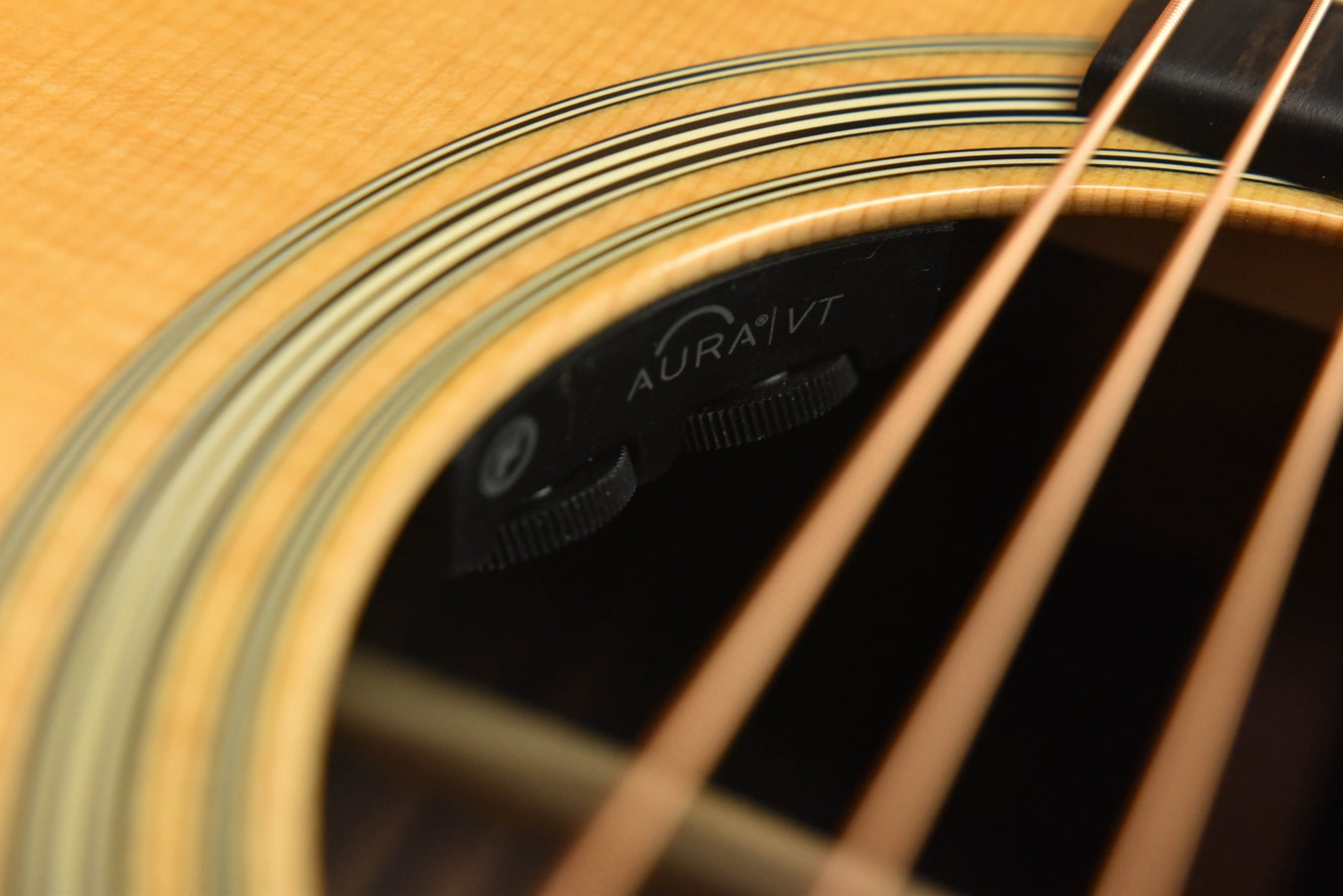 Martin HD-28E Fishman Aura VT Pickup Dreadnought Acoustic Guitar