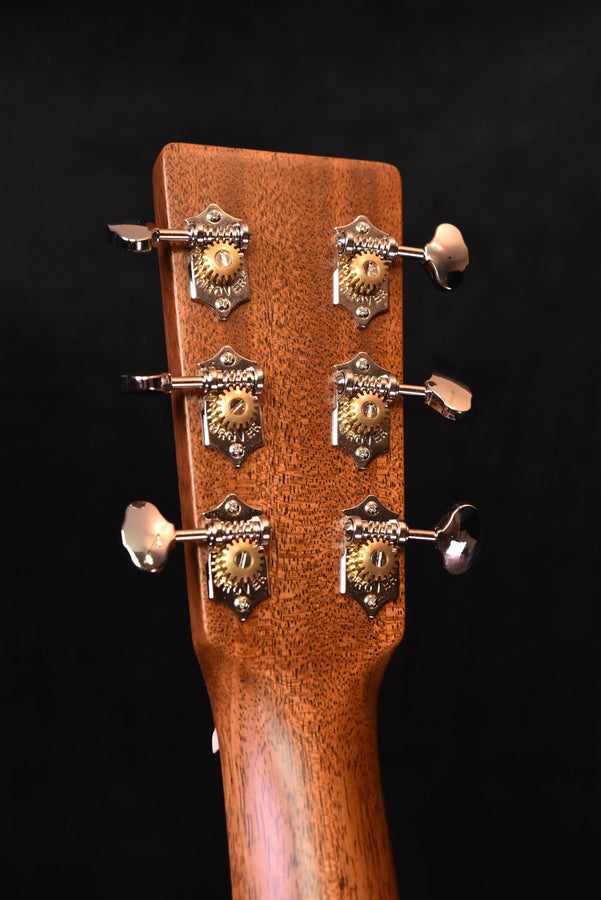 Martin 00DB (Deep Body 00)Jeff Tweedy Reissue Acoustic Guitar