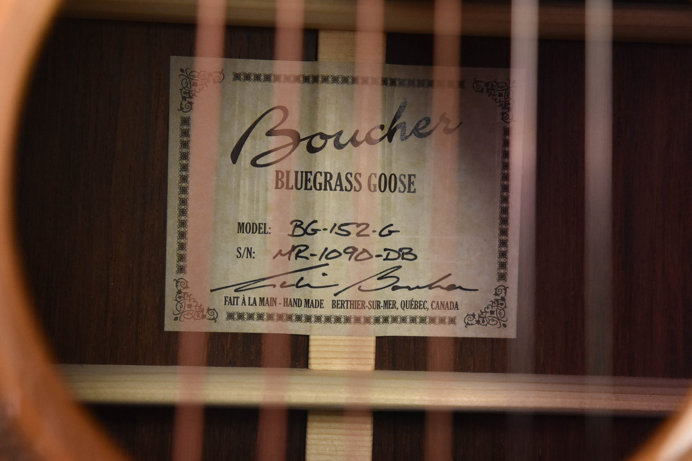 Boucher BG-152-G "Bluegrass Goose" Dreadnought Madagascar RW Back, Gold Pack Acoustic Guitar