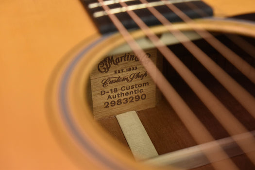 martin custom shop d-18 authentic 1937 with sinker mahogany  (custom expert model ce-11sm)