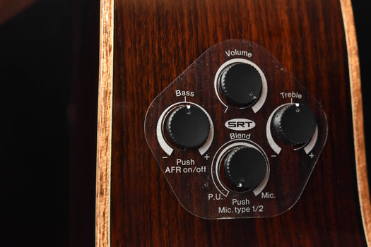 yamaha a3r are vn acoustic/electric guitar