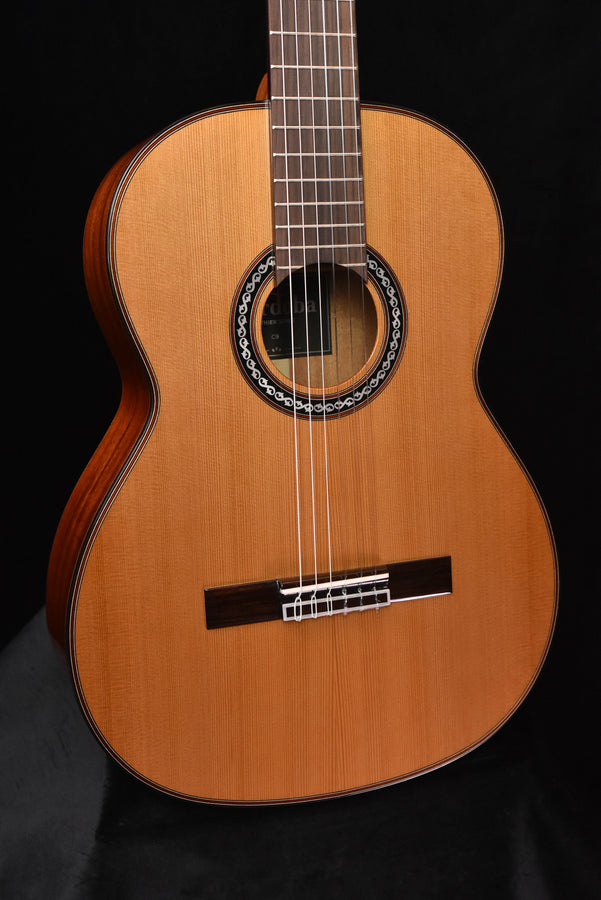 Cordoba C9 Classical Guitar Cedar Top with Polyfoam Case