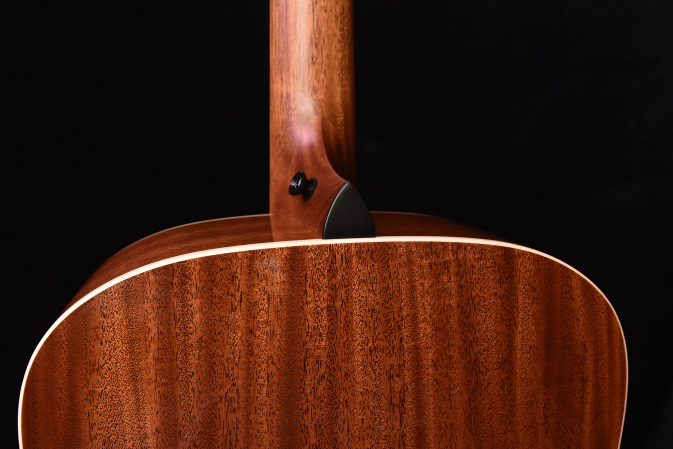 Taylor Gold Label 510E Mahogany and Torrefied Sitka Spruce Dreadnought Acoustic Guitar