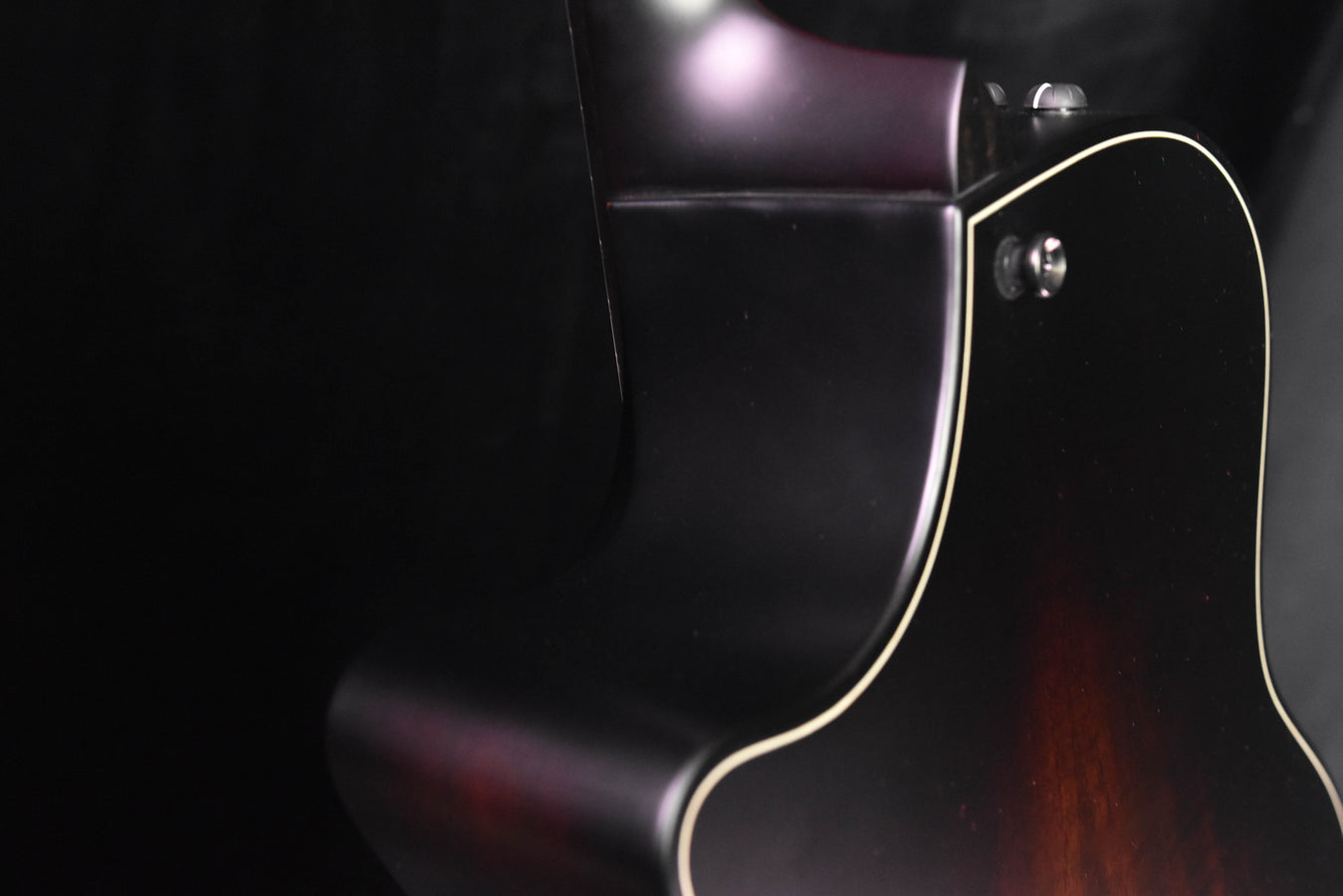 Taylor 324CE Builder's Edition  Urban Ash and Mahogany Acoustic Electric Guitar