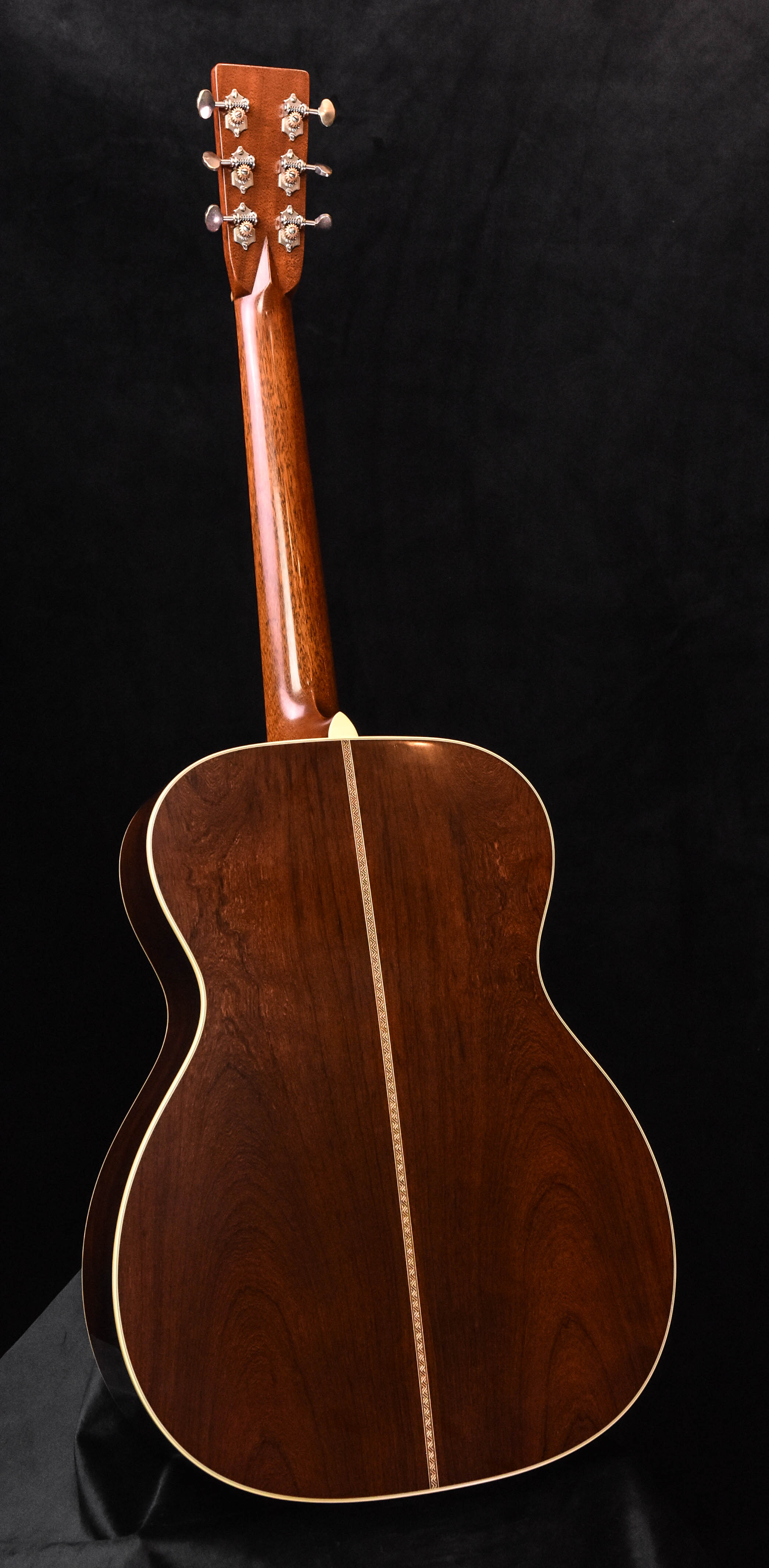 Martin 000-28 Authentic 1937 Madagascar Rosewood. CE-07MR