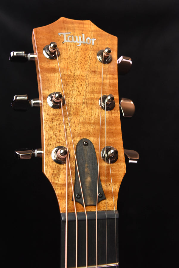 Taylor Custom Grand Concert Sinker Redwood and Quilted Maple 12 Fret Acoustic Guitar