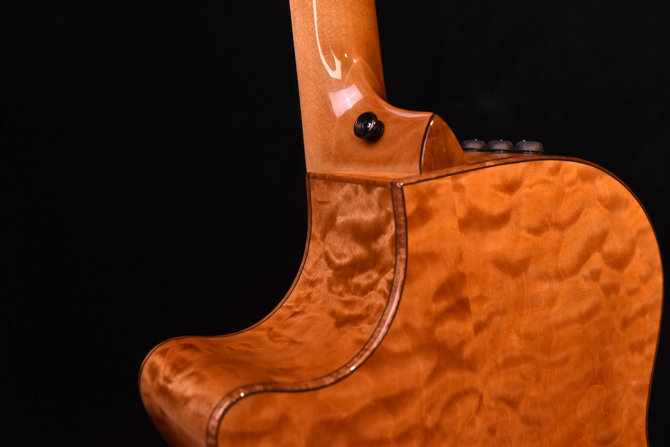 Taylor Custom Grand Concert Sinker Redwood and Quilted Maple 12 Fret Acoustic Guitar