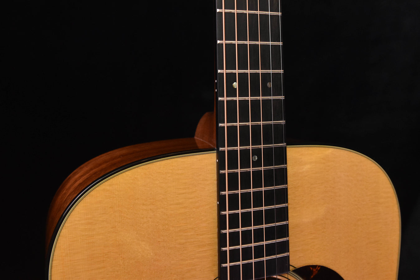 Martin D-18 Standard Dreadnought Acoustic Guitar-Gloss