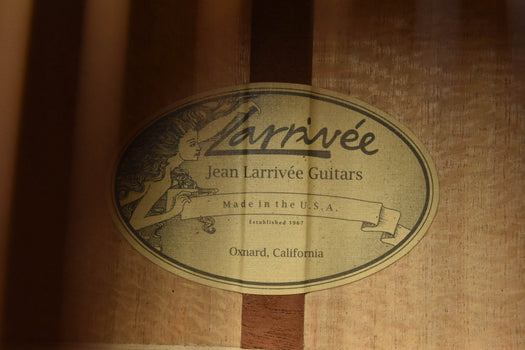 used larrivee l-09 silver oak/ moon spruce acoustic guitar