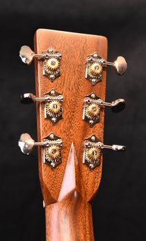 martin hd-28elrb dreadnought acoustic guitar with lr baggs anthem pickup