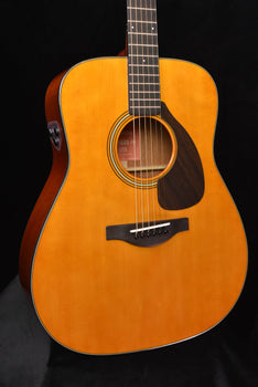 yamaha fgx5 "red label" gloss finish acoustic/electric dreadnought guitar