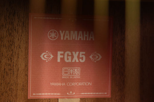 yamaha fgx5 "red label" gloss finish acoustic/electric dreadnought guitar