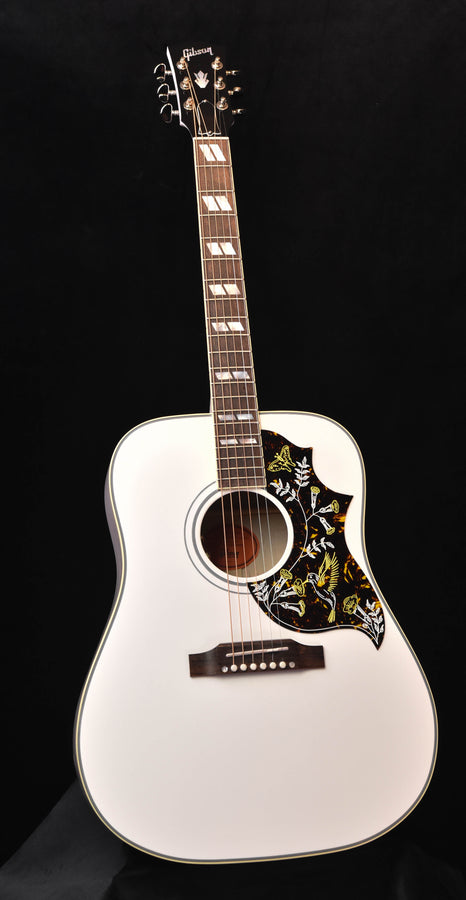 Alpine White Gloss acoustic guitar, hummingbird pickguard and round sound hole