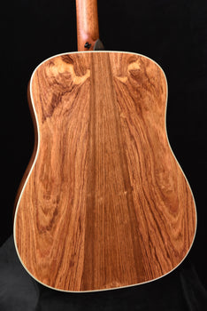 taylor gold label 810e honduran rosewood and torrefied sitka spruce acoustic guitar (copy)