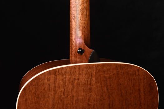 taylor trey hensley gold label 510e dreadnought acoustic guitar