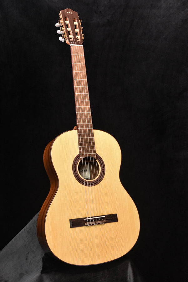 Cordoba C5 Spruce Top Classical Guitar