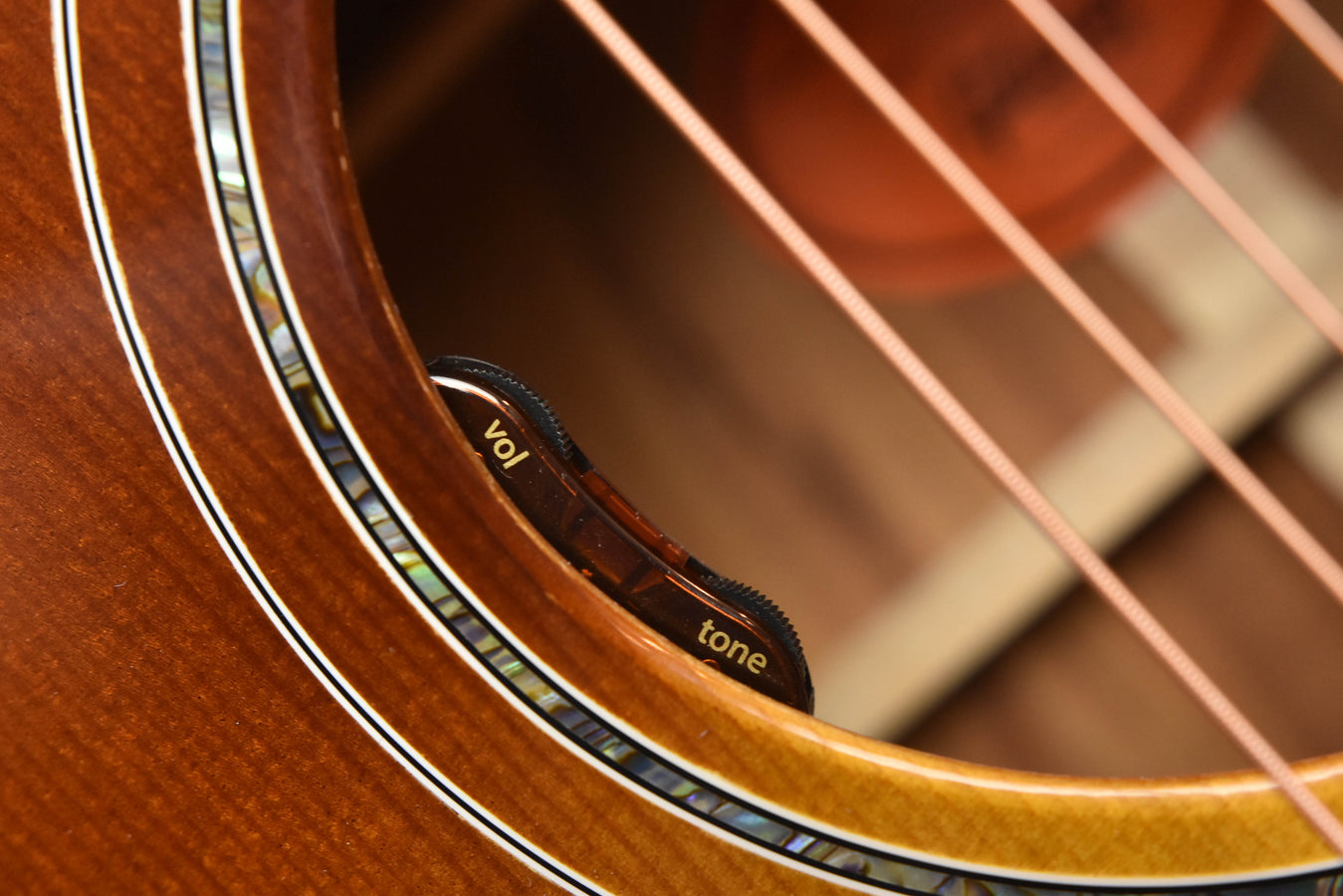 Gibson Custom Shop J-45 Carpathian Spruce Top Koa Back and Sides Honeyburst  Acoustic Guitar