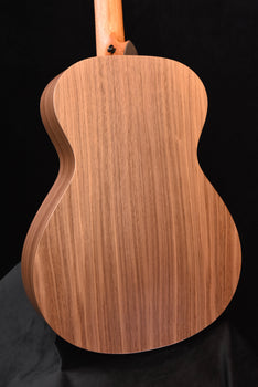 taylor academy 12e-n acoustic electric nylon string crossover guitar
