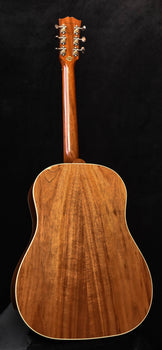 gibson custom shop j-45 carpathian spruce top koa back and sides honeyburst  acoustic guitar