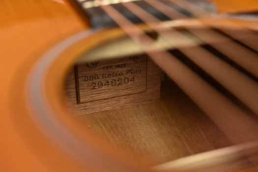 martin 000e retro plus mahogany acoustic guitar