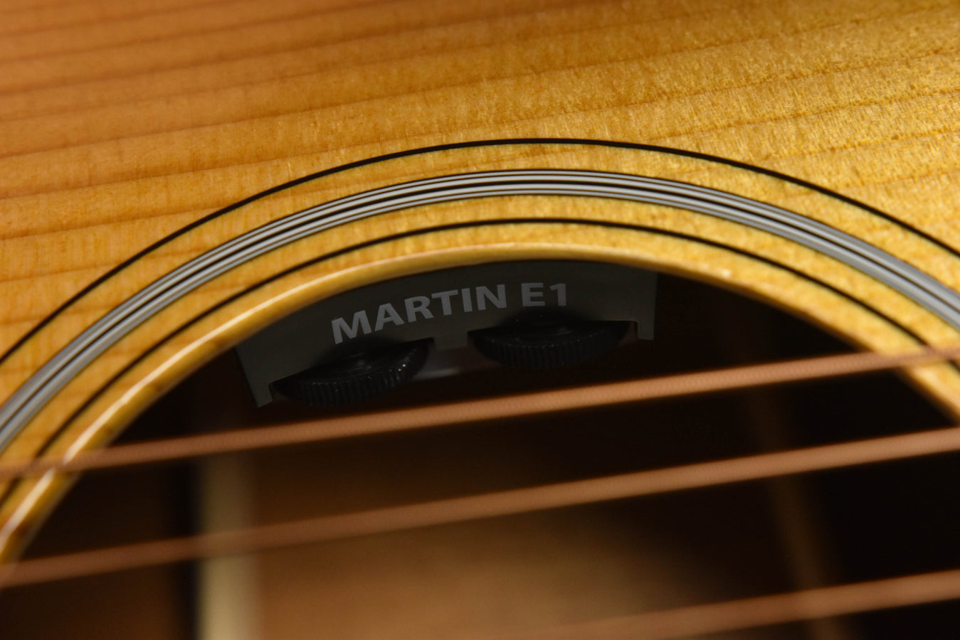 Martin 000E Retro Plus Mahogany Acoustic Guitar