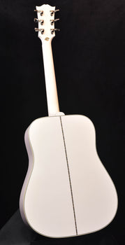 alpine white glossy guitar back with central seam and thin dark edge binding