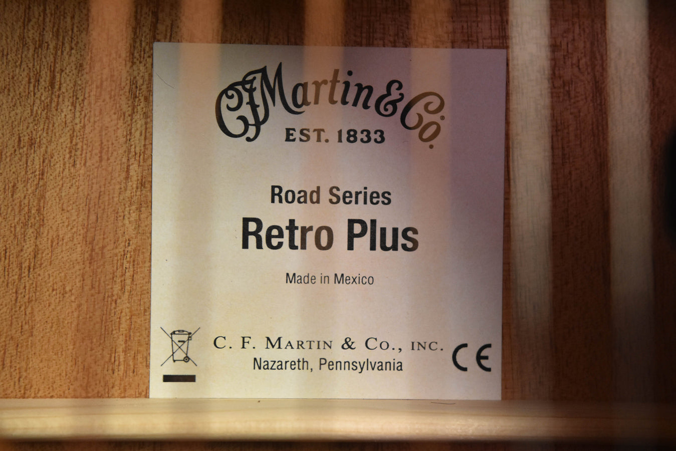 Martin 000E Retro Plus Mahogany Acoustic Guitar