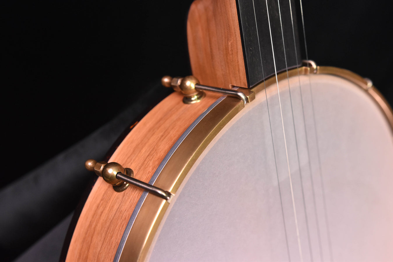 Ome Tupelo Open Back banjo and Case