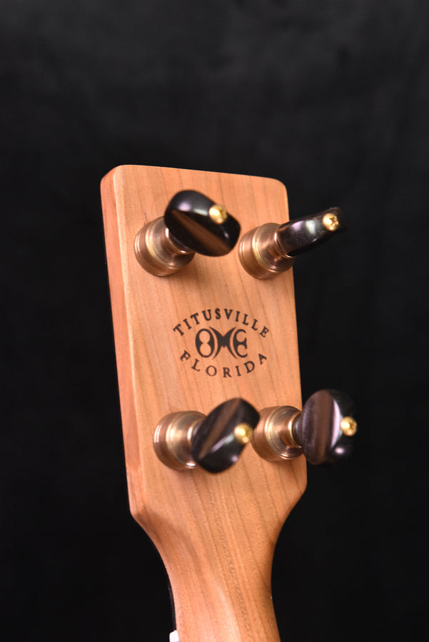 Ome Tupelo Open Back banjo and Case