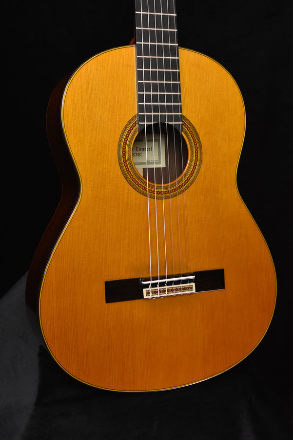 Yamaha GC32C Cedar Top Classical Guitar