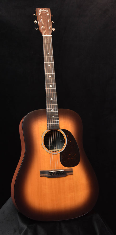 D-X2E Molly Tuttle acoustic-electric guitar, sunburst body, black pickguard