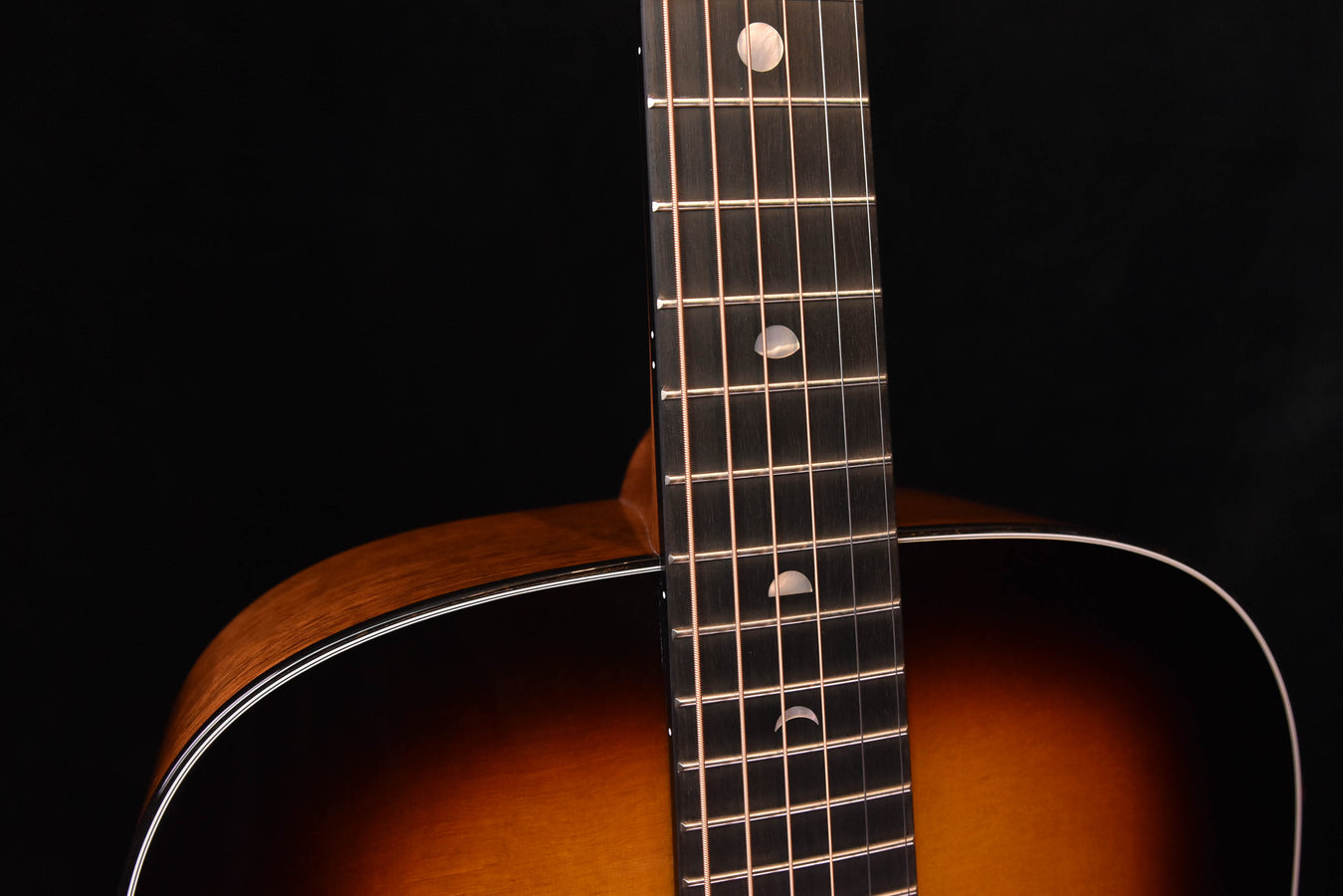 Martin D-18 Molly Tuttle Acoustic Guitar