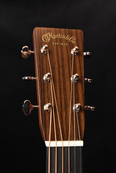 martin d-28 gloss dreadnought acoustic guitar