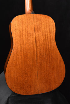 martin d-18 molly tuttle acoustic guitar