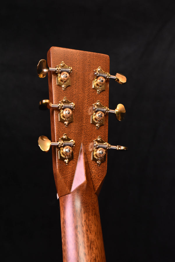 Martin D-28 Modern Deluxe Acoustic Guitar