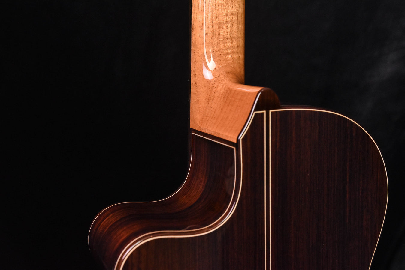 Jose Ramirez 140CWE-C Cutaway Classical Guitar with LR Baggs Pickup