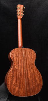boucher studio goose sg-21-gm omh orchestra model torrefied adirondack red spruce and bubinga gold and master pack upgrades acoustic guitar