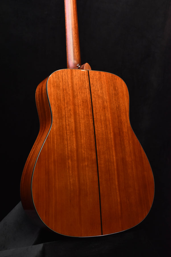 Yamaha FGX5 "Red Label" Gloss Finish Acoustic/Electric Dreadnought Guitar