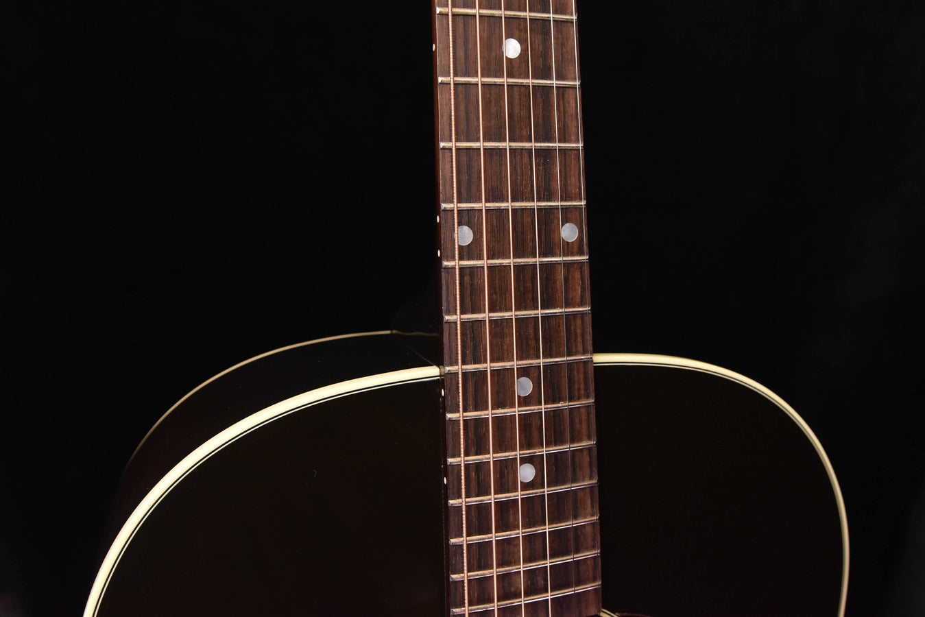 Gibson J-45 Standard Vintage Sunburst (Newest late 2026 Update) Hi-Fi DNA Pickup