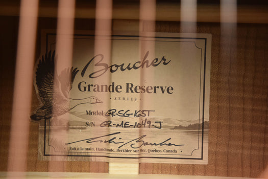 grand reserve series label on acoustic guitar case backing with model information
