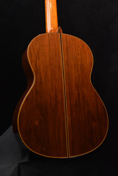 yamaha gc42c classical guitar cedar top