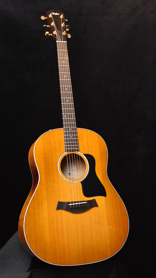 Taylor 217E Plus Special Edition Honeyburst, Maple and Spruce Acoustic/Electric Guitar