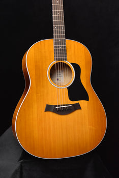 taylor 217e plus special edition honeyburst, maple and spruce acoustic/electric guitar
