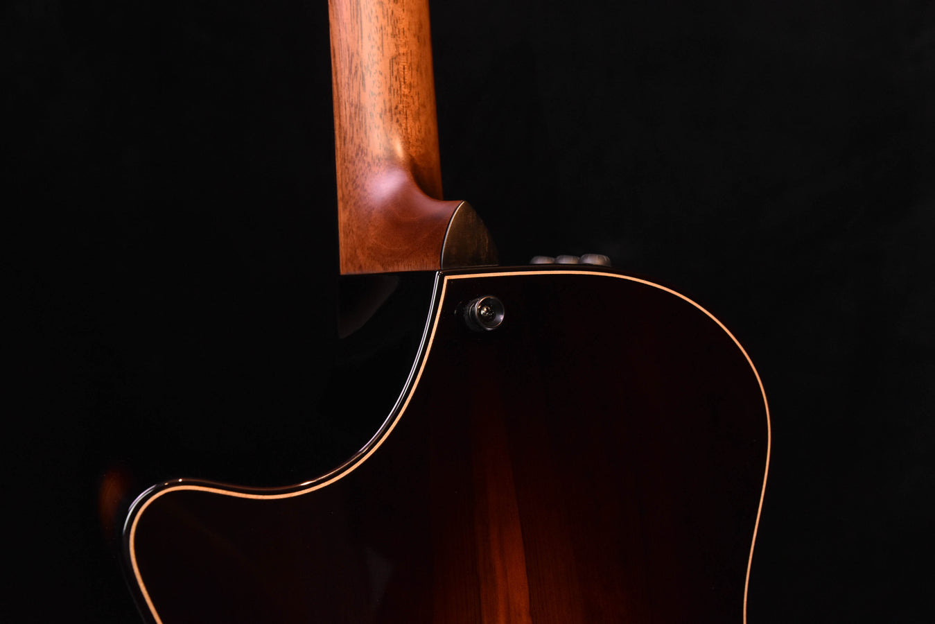 Taylor Builder's Edition 814CE Redwood/ Honduran Rosewood Acoustic Guitar