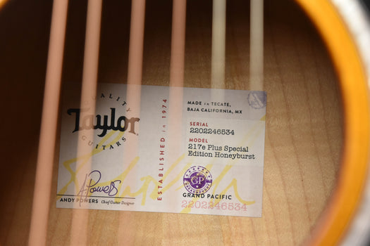 taylor 217e plus special edition honeyburst, maple and spruce acoustic/electric guitar