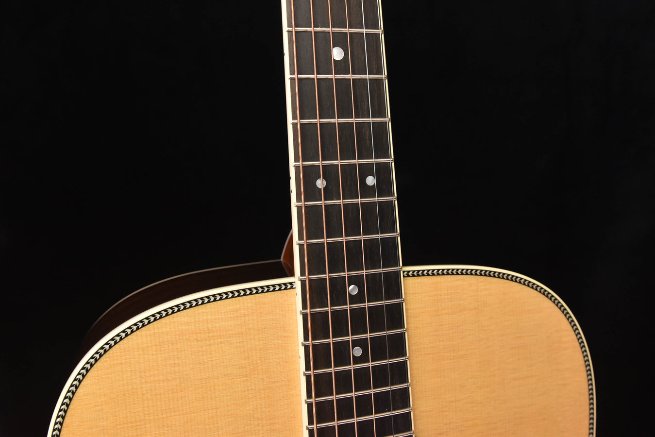 Martin HD-35 acoustic guitar neck with fretboard and dot inlays