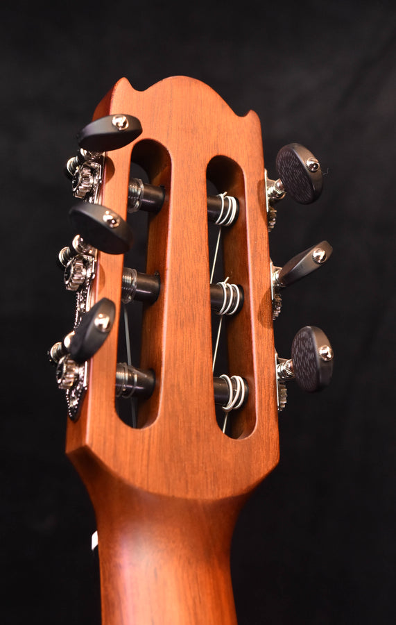 Yamaha NTX1NT headstock with tuning pegs and string posts