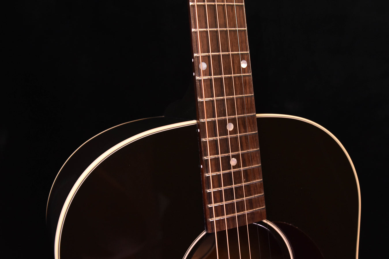 Gibson J-45 Standard Vintage Sunburst Acoustic Guitar