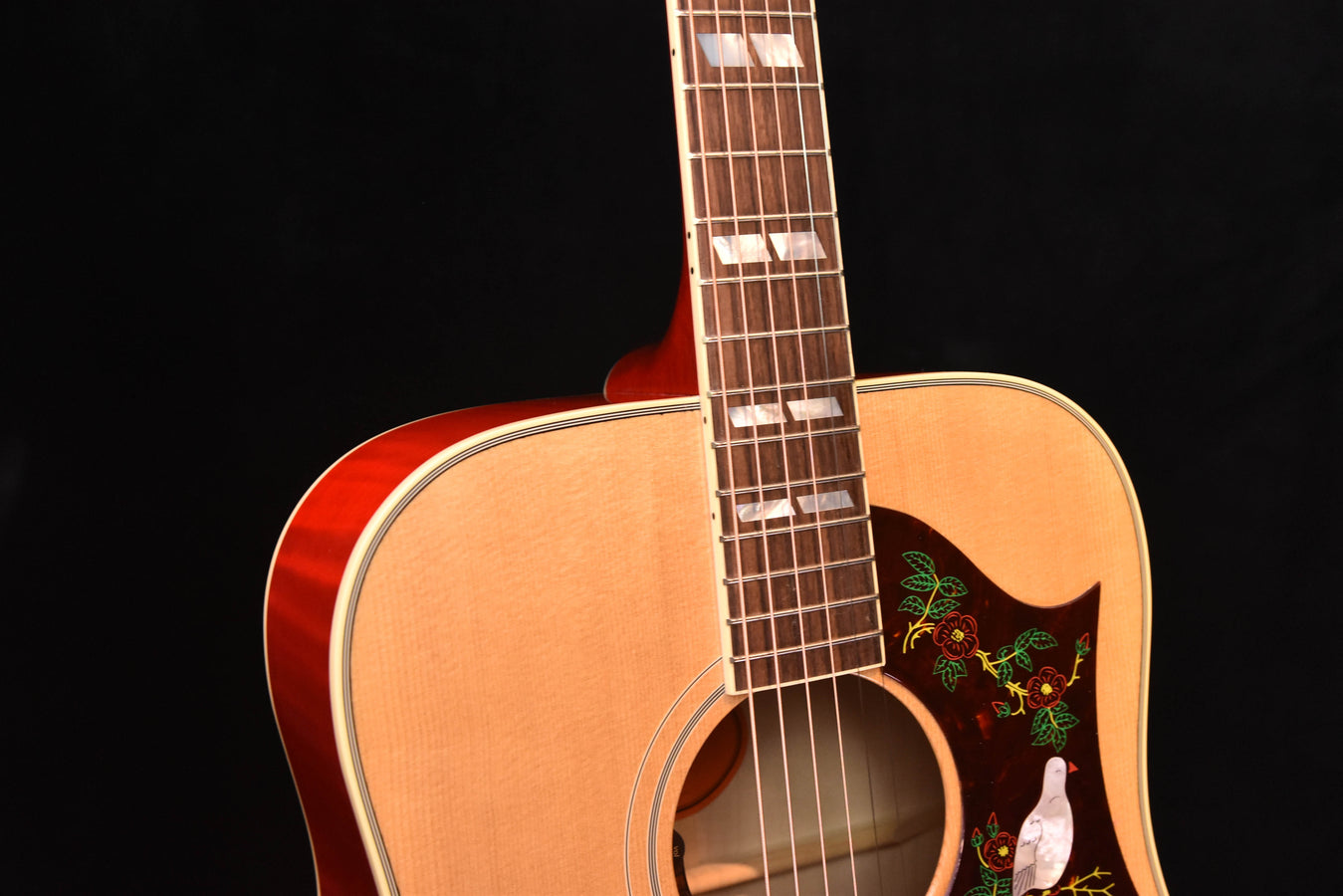 Gibson Dove Original Antique Natural Acoustic Guitar